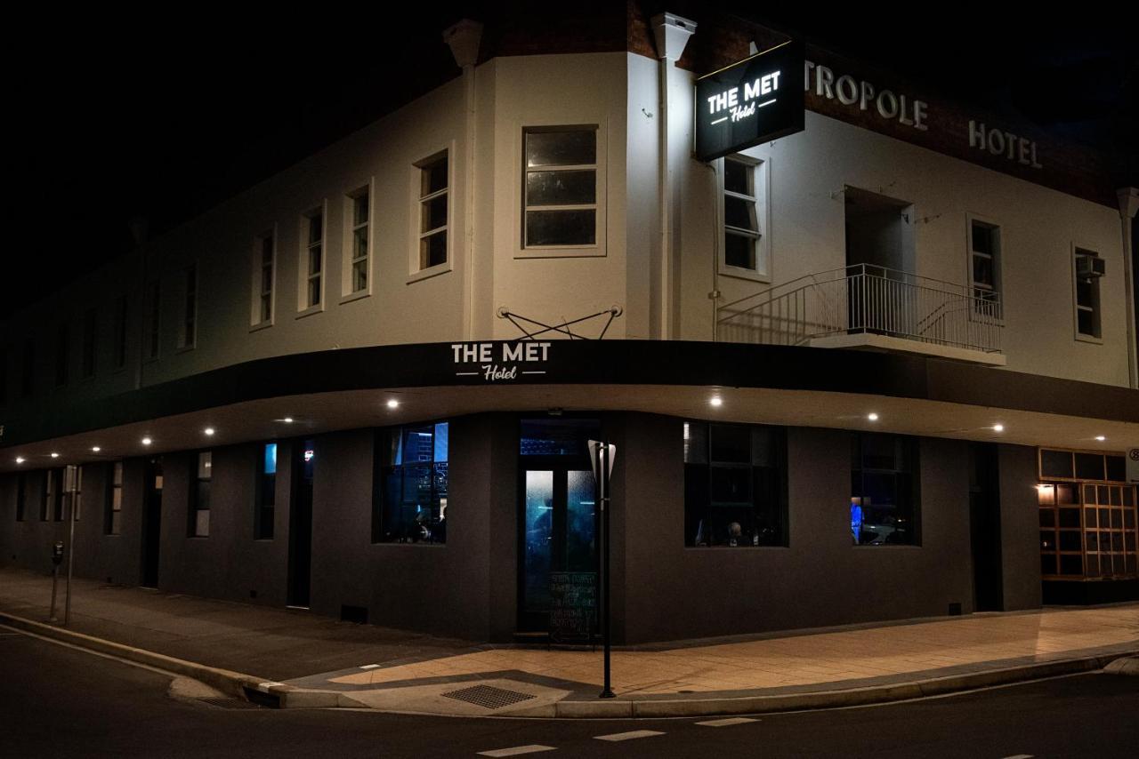 The Met Hotel ทูวูมบา ภายนอก รูปภาพ